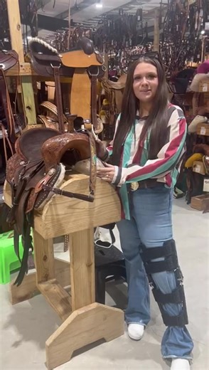 Years later… still choosing Hilason🤎 Thank you @theotherray06 for sharing your experience with Hilason! #hilason #hilasonsaddle #saddle #horses #horsesontiktok