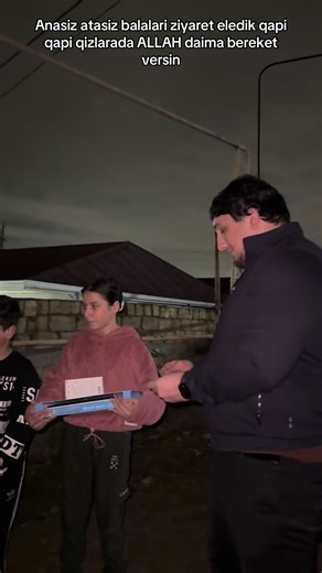 Bele qizlarimizin sayi cox olsun qapi qapi gezibler menle