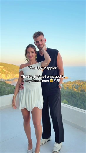 Never thought I’d have this kind of love 🥹✨🫶🏼 #proposal #engagementring #engagement #proposalgoals #couplegoals