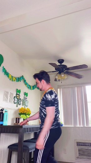 21K views · 168 reactions | Wrong Phone Number #comedy #memes #funnymemes #funny #funnyreels #hilarious #humor #lol #laugh #jokes | Jonny Englsh | Facebook