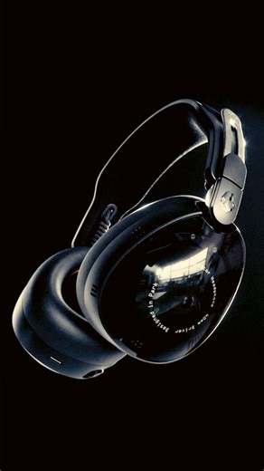 17K views · 107 reactions | Our iconic Aviator headphone is BACK! This time with premium upgrades. | Skullcandy | Facebook