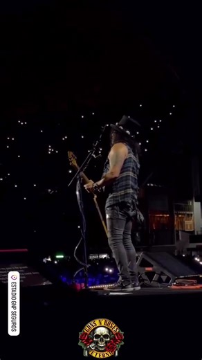 Knockin’ On Heaven’s Door - GN'R live at Estadio GNP Seguros, Mexico City, MX 🇲🇽 Last show of the 2025 tour 🔥 🎥 @gunsnroses ©️ #GunsNRoses #GnFnR #MEXICOCITY | Guns n' f 'n Roses.It - Nightrain Italia Fanpage