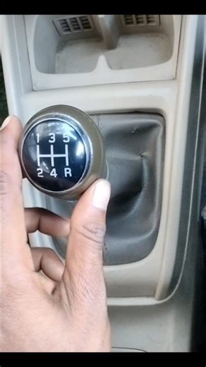 How to use Gear 👍🏻⚙️#drive #driving #skills #driver #gear #useful #shorts #car #selfdrive #cardrift