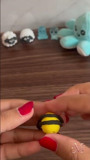 “Cute Minimal Clay Bees 🌼🍯🐝 | Easy & Fun DIY Tutorial” #clay #diy #shorts