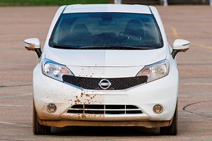 nissan develops a self-cleaning car using super-hydrophobic paint