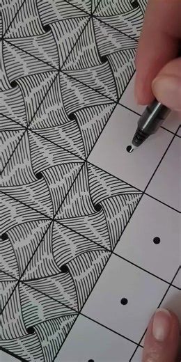 Exploring the Art of Zentangle and Doodle Art