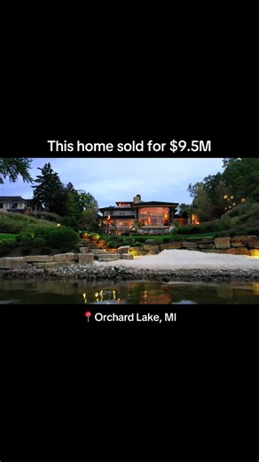 Hot take: horizontal footage deserves a comeback 👀 Focusing on the standout features, this video shows what made this Orchard Lake home one of the area’s top luxury sales Architect: @DesRosiers Architects Roof & Maintenance: @bbconstruct Agent: @thebarkersrealestate #luxury #michiganrealestate