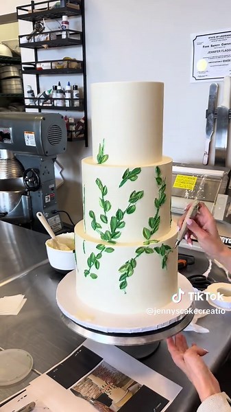 Buttercream Rose Wedding Cake Decoration Process