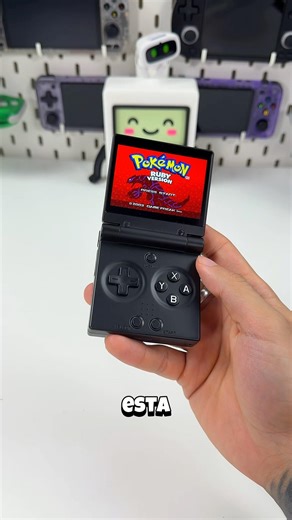 La MINI GAMEBOY más viral la miyoo mini flip #consolaportatil #miyoominiflip #gameboy #pokemon