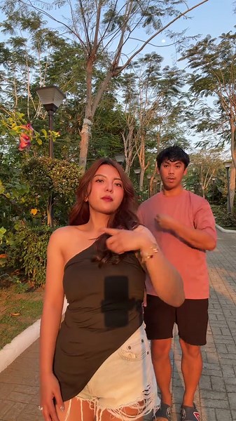 Viy Cortez-Velasquez (@viy.cortez)’s video of TikTok Dance