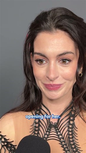 Anne Hathaway's Impressive Concert History 🤯👏