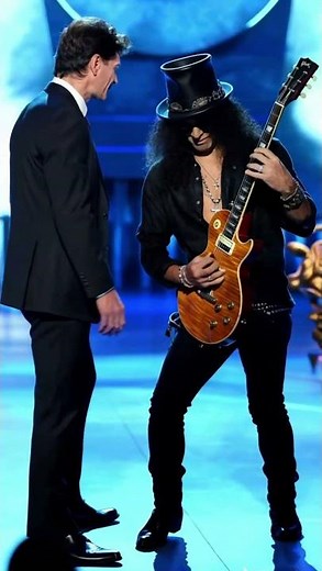 Charlie Sheen & Slash at Comedy Central Roast 2011 | Sony Studios Los Angeles