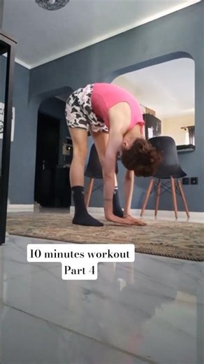 Easy #warmuproutine for #dancers. #balletworkout #workout #warmup #10minutesworkout