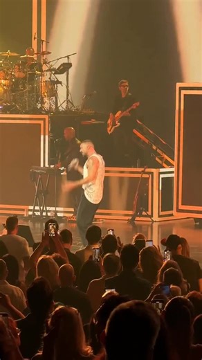 BRB, losing our voices singing along to every @ricky_martin classic in Las Vegas tonight. 🎤❤️ 📍 @caesarspalace #LasVegas #Vegas #VegasConcerts | Visit Las Vegas