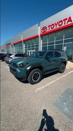 2025 4Runner TRD Off-Road Premium in Everest Green #toyota