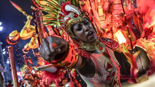 Los bastidores del carnaval: el complejo engranaje de las escuelas de samba en Brasil