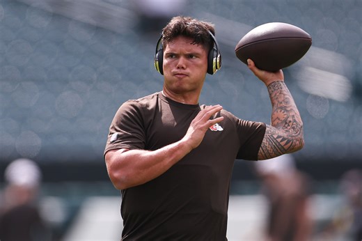 "Cut Dillon Gabriel tomorrow" - NFL fans react as Browns rookie QB's multiple turnovers vs. Eagles, including pick six