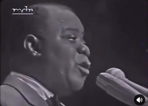 ✼✿⋆ ˚｡⋆୨୧˚𝑀𝑢𝓈𝒾𝒸 𝓛𝒶𝓃𝒹˚୨୧⋆｡˚⋆✿⁠ ✼ Summertime è un'aria composta da George Gershwin per il musical Porgy and Bess del 1935. Il testo è di DuBose Heyward e Ira Gershwin. La canzone è un popolare standard jazz in modo eolio. Tra le molte registrazioni notevoli si ricordano quella di Louis Armstrong e Ella Fitzgerald. ❤︎ ࿐ 𝓛𝑖𝓃𝒶 ࿐ ❤︎ L'estate e la vita è facile Summertime and the livin' is easy I pesci saltano e il cotone è alto Fish are jumpin' and the cotton is high Oh, tuo padre è ricco