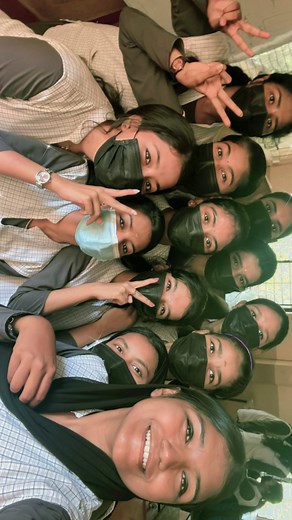 Aleesha's world on Instagram: "Class bloopers😂😭 #schoollife #classtime #bloopers #trendingreels #reelitfeelit"