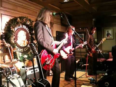 Urge Overkill - "Girl, You'll Be A Woman Soon" Live at the Roast of Quentin Tarantino