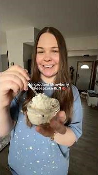 low calorie strawberry cheesecake fluff!