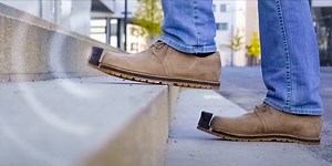 InnoMake: Smart Shoes for the Visually Impaired