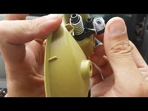 Remise en état Twingo : Episode 4 Remplacement poignée intérieure