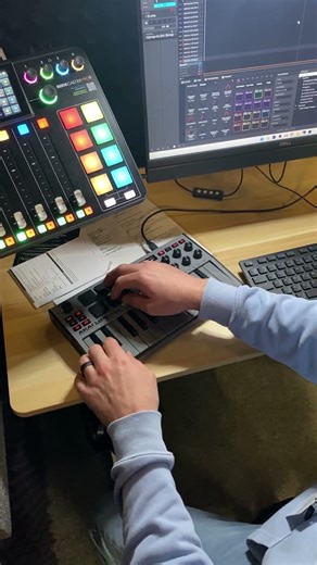 Akai Professional MPK Mini - MidPointe Library Makerspace