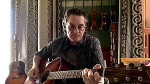 127K views · 2.9K shares | Francis Cabrel en guitare voix. Special confinement ! | Baboo Music | Facebook