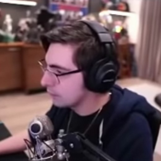 Shroud Net Worth, Age, Twitch Earnings 2025 - Streamerfacts