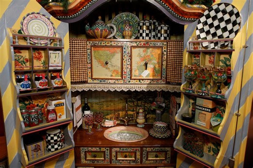 Co-founder of iconic home furnishings brand started in CNY dies at 77