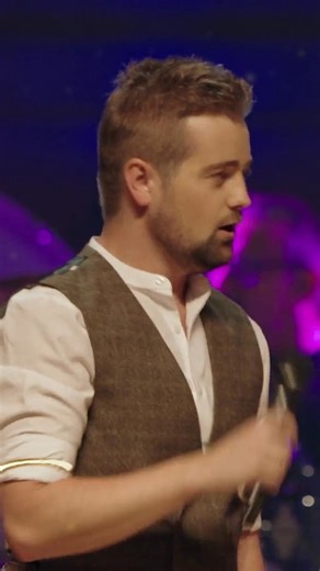 🍀 Two-time Emmy Award Winners have transformed stages across the world into roaring Irish pubs. | The Shamrocks