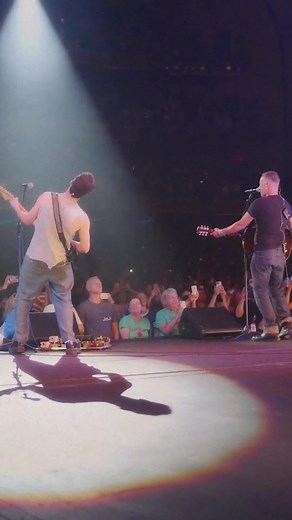 chinatown (feat. bruce springsteen) :: live at radio city music hall :: out now #bleachers #brucespringsteen #chinatown #jackantonoff #radiocity #radiocitymusichall #rockmusic #altmusic