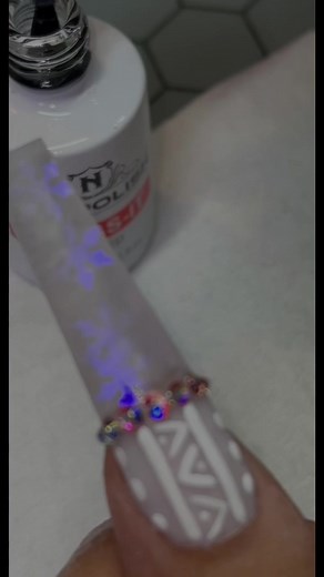 Ciel Nails - Icicle Nail Art Tutorial