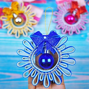 Christmas is almost here😍 Learn how to make this DIY Christmas ornaments for your home deocration🎄 It's very easy and interesting to make. Decorate your xmas tree with some beautiful handmade ornaments!❄ #christmas2024 #christmascrafts #christmasdecor #christmasornaments #Christmas | Million Ideas of Crafts