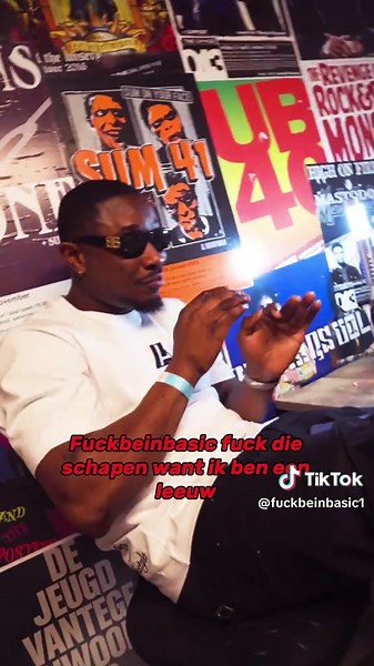 Ik Pray voor me Brothe die bedriegt😤ik pray voor me Brothers laat ze Free! #SamePeople #fashiontrap #Brasco #fashiontiktok #commentbelow👇🖤