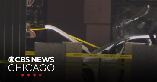 Standoff, lockdown continue at Dirksen Federal Building