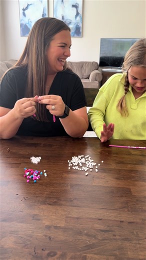 #ad When creativity meets style, you get the cutest little bracelets 🥰 @Jelly Bands helped make one on one time with my daughter feel so personal and special! So customizable and so much fun!! #target