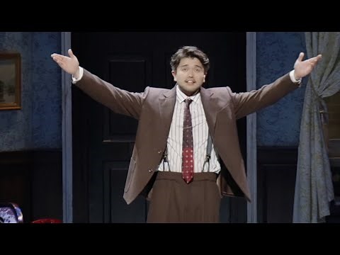 King Gnu井口理、メジャーデビュー後初舞台＆初主演作品で熱演 2025年『キャッシュ・オン・デリバリー』初日公演カーテンコール映像