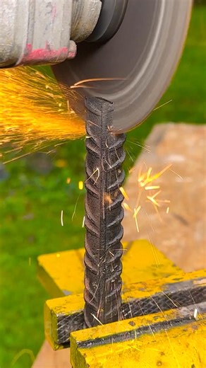 DIY Puller from Rebar and Bolts 🔩 | 5-Minute Crafts