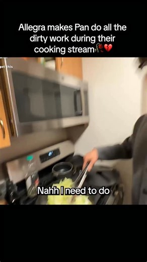 DUKE PAN on Instagram: "🔴 LIVE at twitch.tv/fryingpan #fryingpan #pan #dukepan #allegra #pangra"