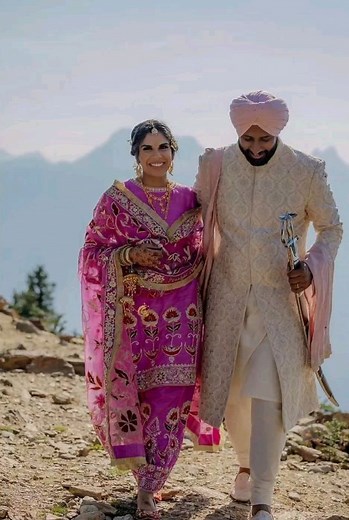 Our beautiful Bride Gurneet and Groom Paven in Wellgroomed custom designed heritage ensembles. Photography: @gkc_photography_ Hair and Makeup: @jabeen_dharamsi | Wellgroomed Designs Inc