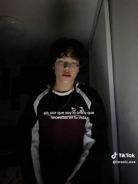 Videos de buñuelito.🌙 (@isronic.exe) con “Originalton - Max🧛🏻”