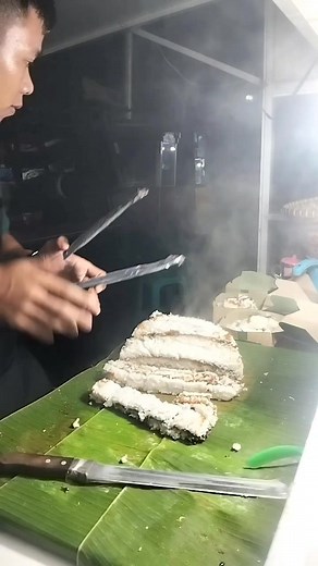 2M views · 10K reactions | Nebaknya pada hebat #kuliner #jajananjadul #bedagangkue | Faisal Azis | Facebook