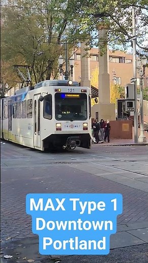 MAX Light Rail Type 1 Downtown Portland