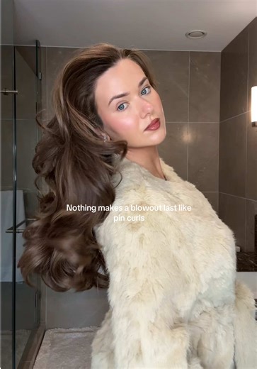 Pin curls tutorial step by step 🤍