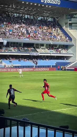 Emelec: Réplica Imparable en Dos Minutos