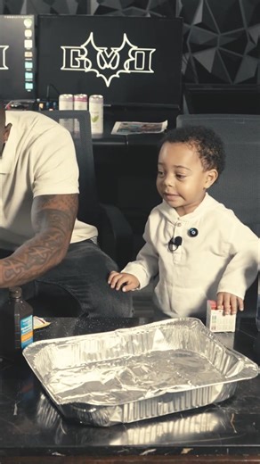 1.1K views · 36 reactions | We made elephant toothpaste?! New episode out now! Link in my bio.. #elephanttoothpaste #sciencekids | Skandlethetruth | Facebook