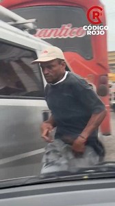 1.6M views · 12K reactions | #CódigoRojo | ¡Pilas! En la juega con los roba celulares en el Centro de Barranquilla | Código Rojo Oficial | Facebook