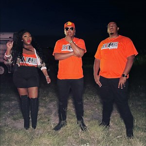 4 FA 4 is the Jay Morris Group’s very first song. It started when Jay Morris decided he wanted to make a blues song and called up his best friend Zee Brownlow, Jay having a relationship with 104.3 in Greenwood called Cy and the rest is history! 4 FA 4 is a song centered around women who got it going on! She has her own home, her own car, her own money and some good loving inside them drawers 😂😂😂😂 yall go listen to 4 FA 4 #bluesmusic #jaymorrisgroup #jaymorris #zeebrownlow #kmonique #southern